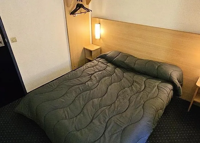 מלון Mister Bed Lomme 2*