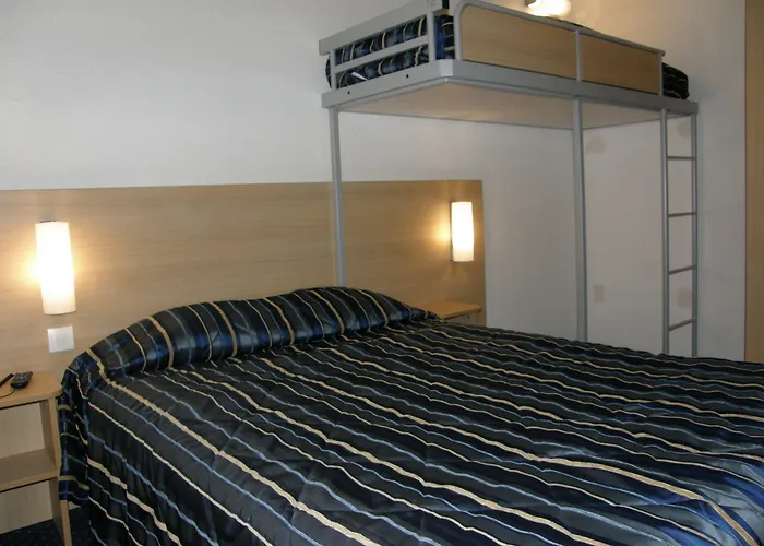 מלון Mister Bed Lomme 2*