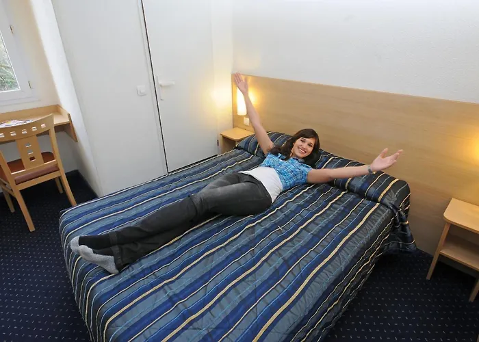 מלון Mister Bed Lomme ליל